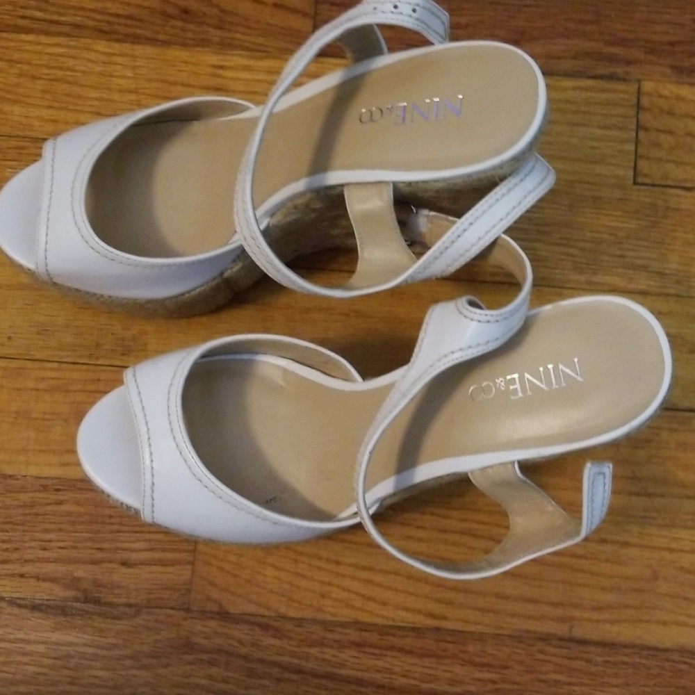 Shoes - Picture 2 of 3